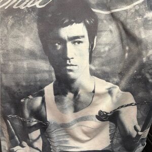 Super cool Bruce Lee shirt lightweight never wore